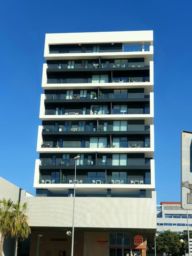 Lhome Cadiz